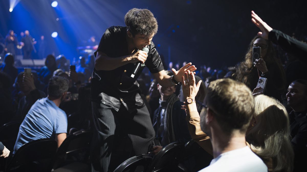 Recenze: Na koncertu Jamieho Culluma celá hala vstala a tancovala